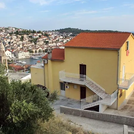 Daire In With Sea View, Terrace, Air Conditioning, Wifi 3615-2 Hvar Town